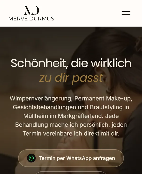 Website von Merve Durmus mit WhatsApp als erstem Kontaktweg